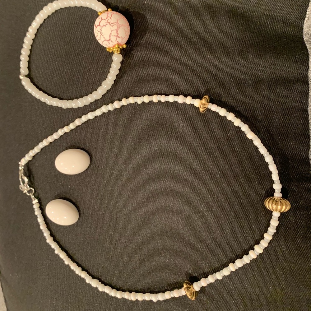 Bracelet, necklace, and earring bundle